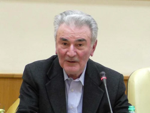Пумпянский Александр Борисович - советский и российский журналист, публицист, редактор.