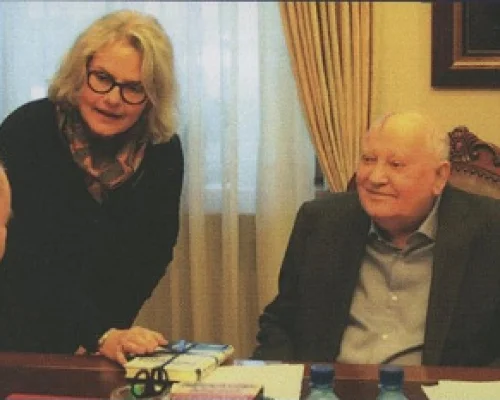 Михаил Горбачев, Карен Карагезьян и Беттина Шефер январь 2019г. в Москве