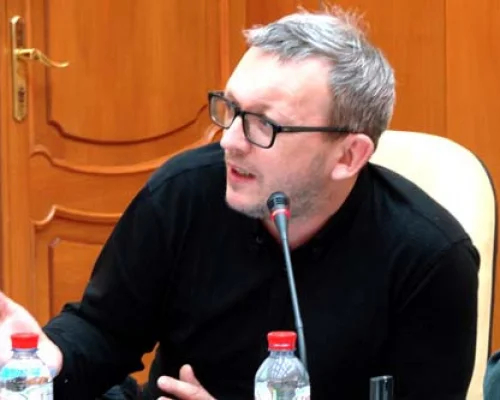 	 Олег Никифоров