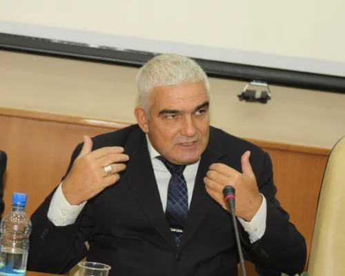 	 Андрей Рябов