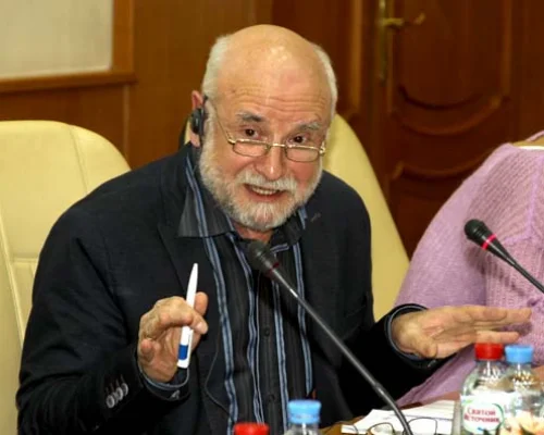 	 Вячеслав Бахмин