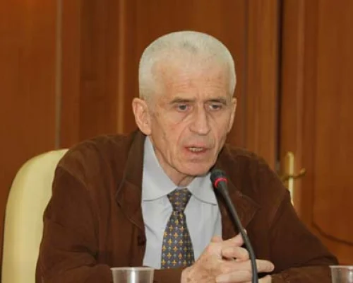 	 Виктор Кувалдин