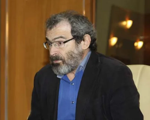 	 Аркадий Дубнов