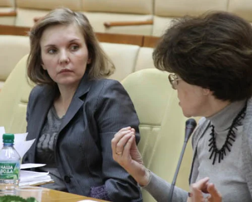 	 Л.Паутова и Т.Ворожейкина