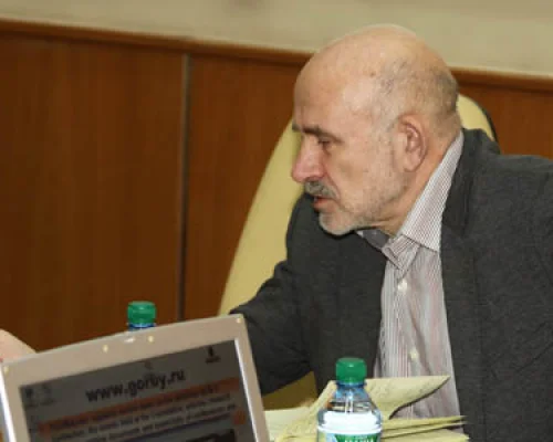 	 П.Палажченко