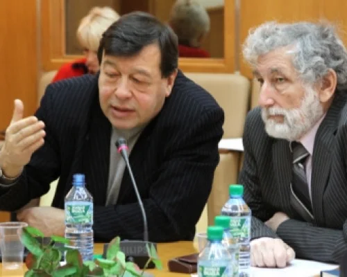 Евгений Гонтмахер, Анатолий Вишневский