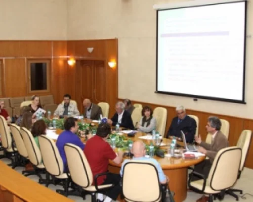 Во время заседания круглого стола