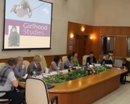 На заседании круглого стола