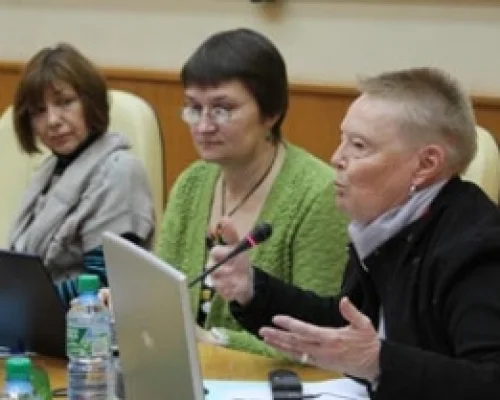 О. Здравомыслова, Е. Смирнова-Ярская и К. Митчел