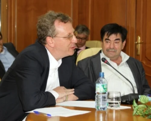 Слева направо В.Померанц, Э.Паин