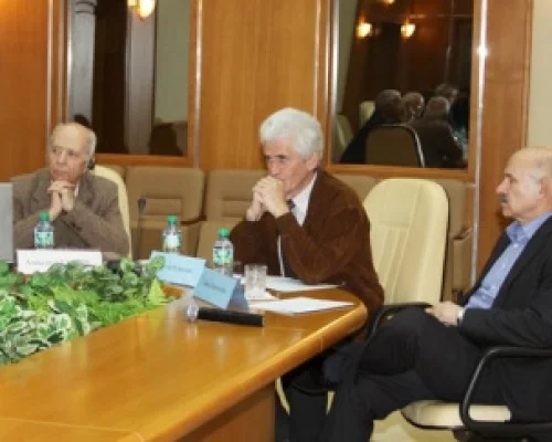 Слева направо Александр Галкин, Виктор Кувалдин, Павел Палажченко