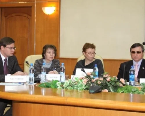 А.И.Рожков, Е.С.Абелюк, К.Ларина, О.Н.Смолин