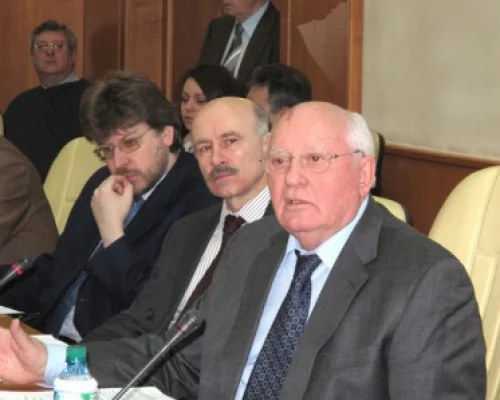 Ф.Лукьянов, П.Р.Палажченко, М.С.Горбачев