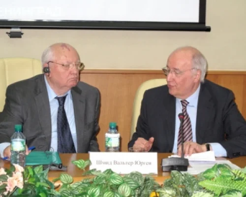 М.С.Горбачев и посол ФРГ Ш.В.Юрген