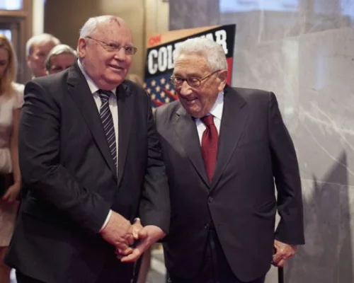 	 Former Soviet Union President Gorbachev and former U.S. Secretary of State Kissinger attend a screening of Cold War in New York.Apr 29, 2012. Photo By ALLISON JOYCE/REUTERS