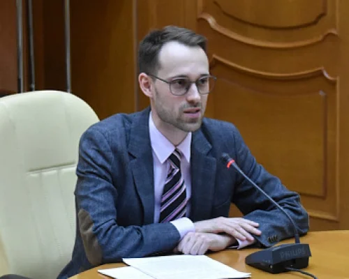 	 К. Краснослободцев