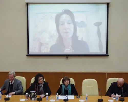 К. ванден Хювел, Г. Бордюгов, Н. Ажгихина, О.Здравомыслова, П.Палажченко