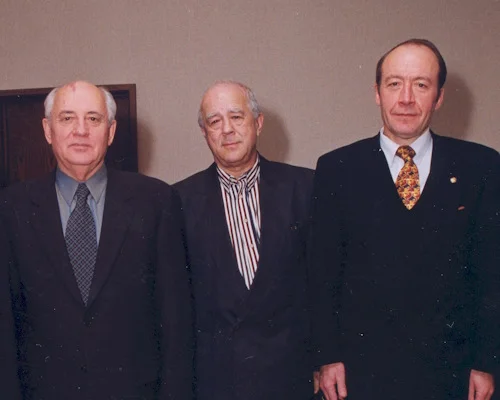 М.С. Горбачев, В.А. Коротич, В.И. Мироненко. Горбачев-фонд 1999 г..