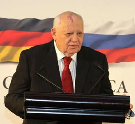 Russia: Egon Bahr and Mikhail Gorbachev call for new Ostpolitik (in German)