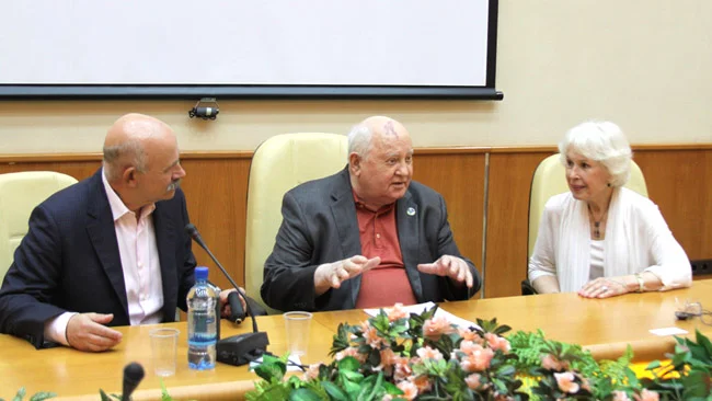 М.С.Горбачев встретился с представителями американских общественных организаций