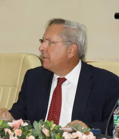  Круглый стол-встреча с Дэвидом Хоффманом