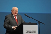 Премия имени Марион Денхофф вручена М.С.Горбачеву в Гамбурге
