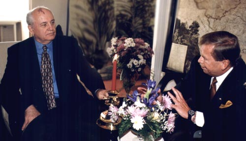 М.С.Горбачев и Вацлав Гавел. Прага, ноябрь 1999 г.